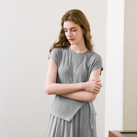 【商场同款】诗凡黎诗凡黎天丝面膜T恤2025夏新款不对称上衣女3G5200421