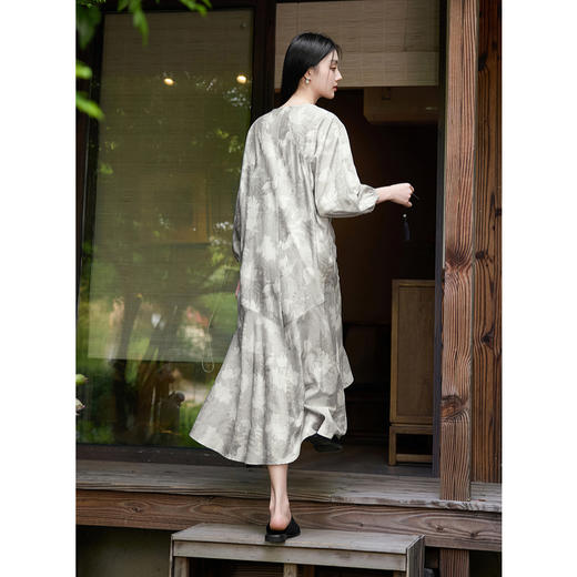 三彩【绿阴幽草】2025夏季新款家居服睡裙V领九分袖长裙可外穿C 商品图2