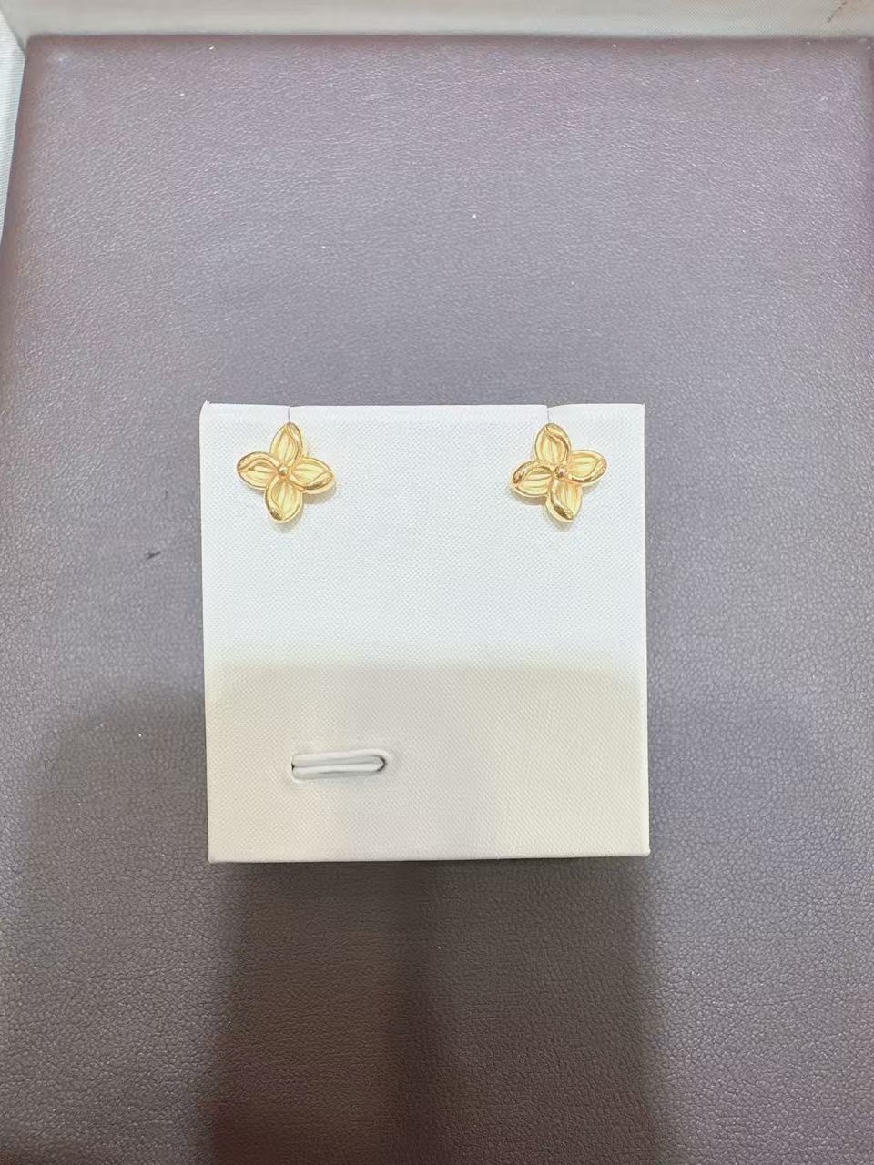 1F 中国珠宝 足金3D耳饰