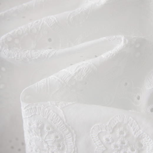 「高货wl」全新升级【铂金会员367/天猫489/差价122】(05629)洛诗琳法式重工镂空绣花连衣裙2025夏季泡泡袖优雅长裙 商品图3