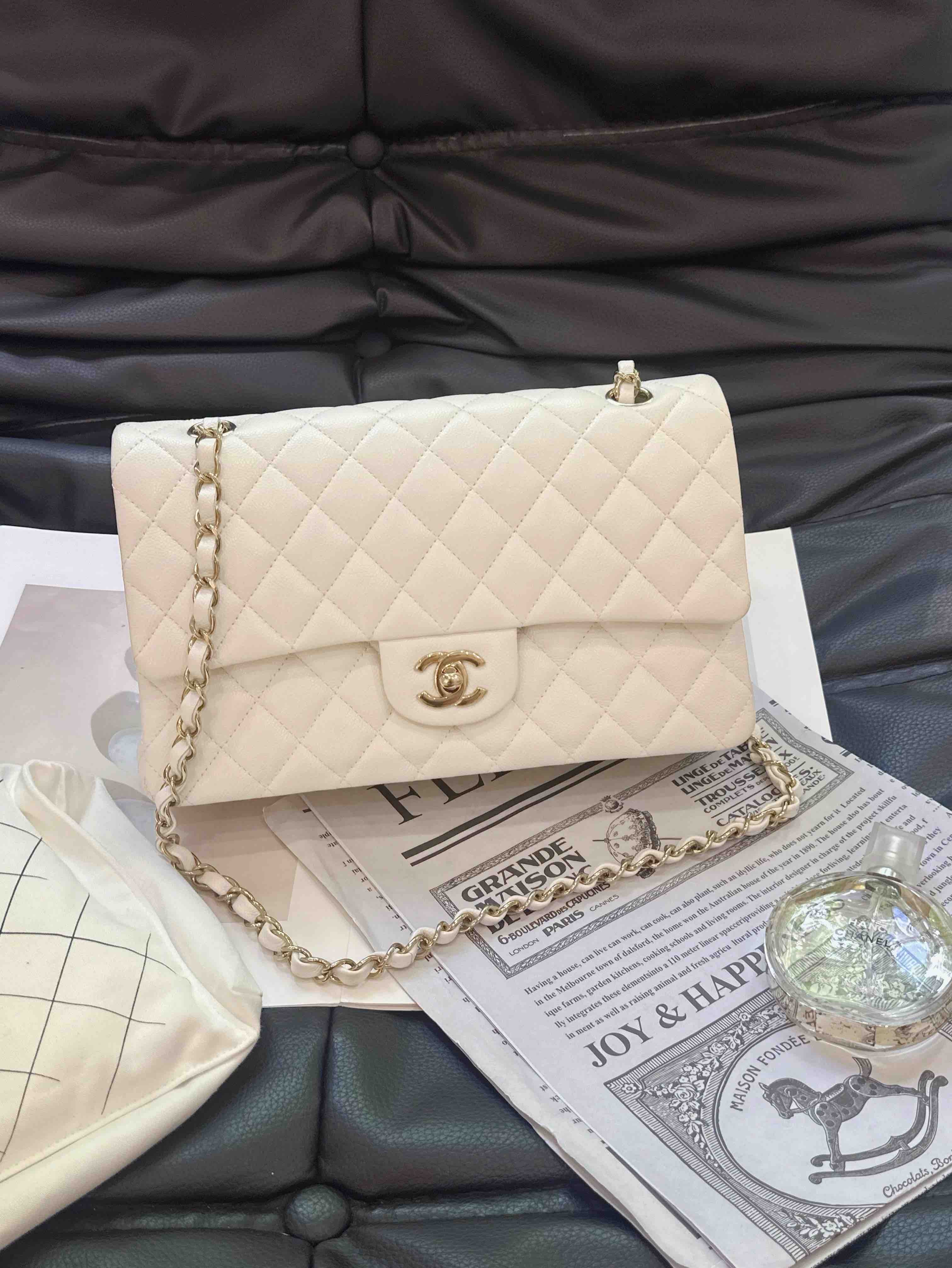 Купить копии сумок-chanel Гонконг Официальный сайт