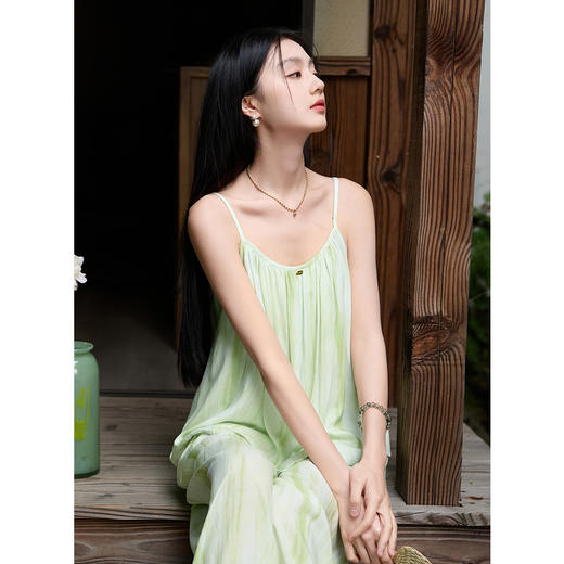 三彩【浅夏漫漫】2025夏季新款家居服套装吊带上衣松紧腰长裤C 商品图3