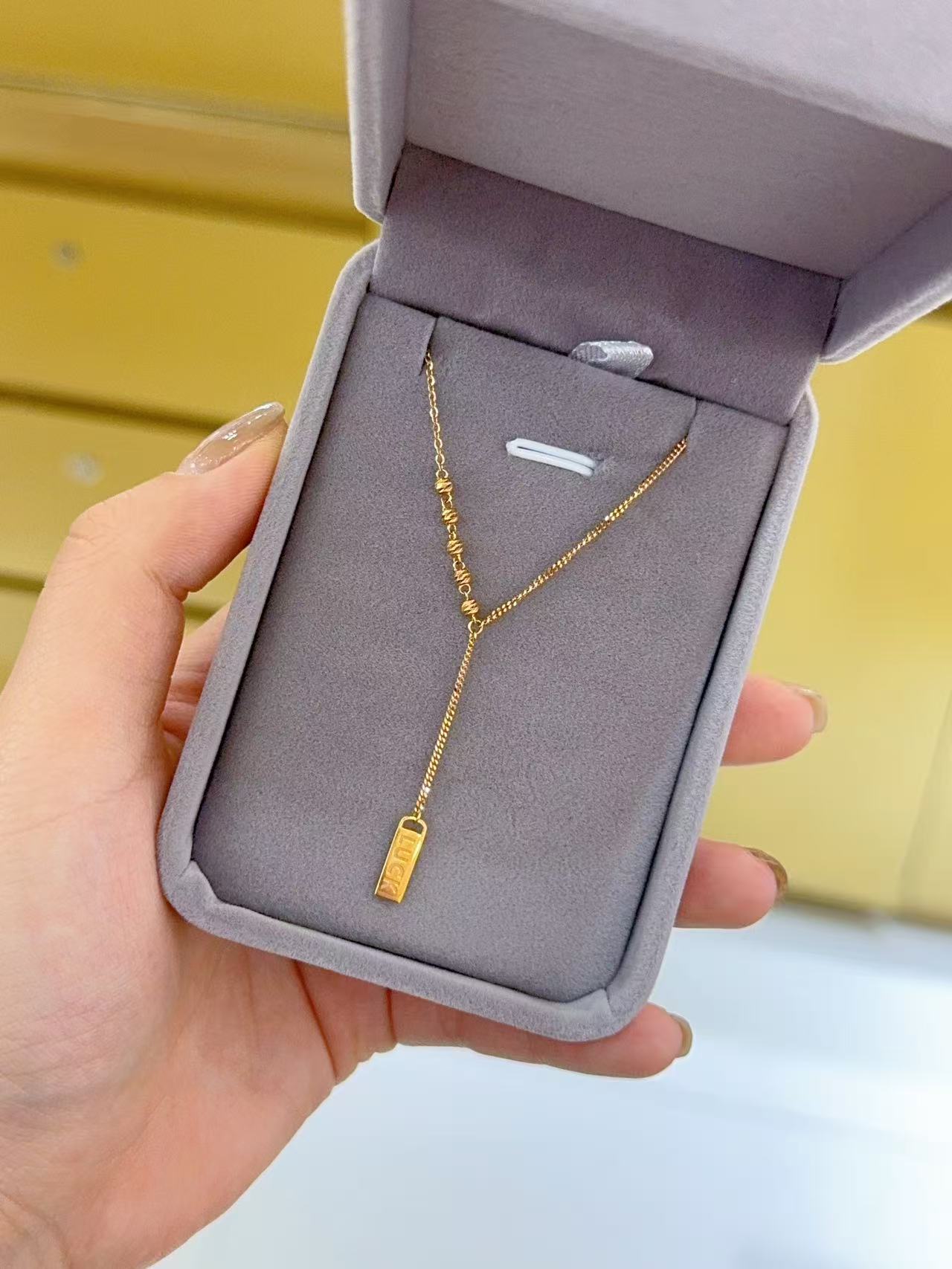 1F 东祥 18K金项链