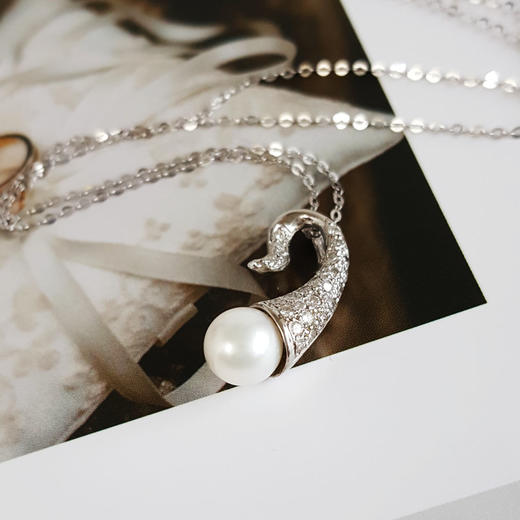 【天然正品】PT900镶钻镶号角造型天然约7.0MM近圆珍珠吊坠项链白色女士160525NJM51现售价：980特价 商品图3