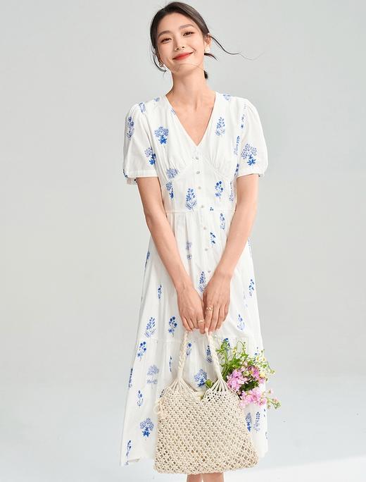 重工刺绣花朵薄棉透气法式简约V领收腰显瘦气质连衣裙 商品图5