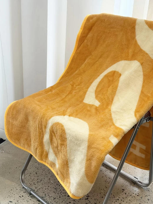 🔥【HUGO BOSS清仓捡漏·最后疯抢】某猫会员店关闭导致品牌方库存积压！现亏本清仓变现！🔥做梦价74.9元抢！上海久光、北京王府井等高档商场专柜同款在售!夏日万能空调盖毯，你的凉爽搭子！ 商品图7