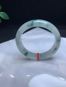 620316，58.2飘花手镯，版型好，整圈飘清新花色， 干净清爽