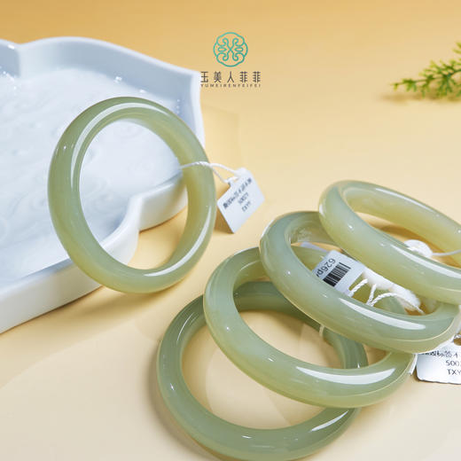 和田玉手镯-晴水 商品图0