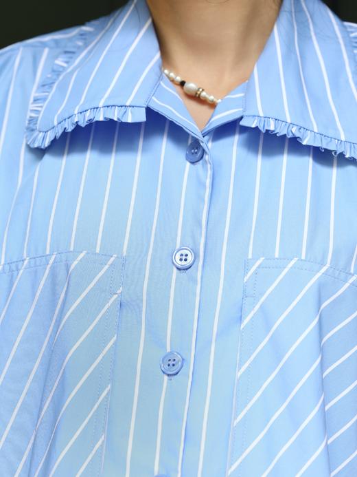 TYNVIE 蓝色条纹荷叶边领无袖棉质长衬衫 商品图6