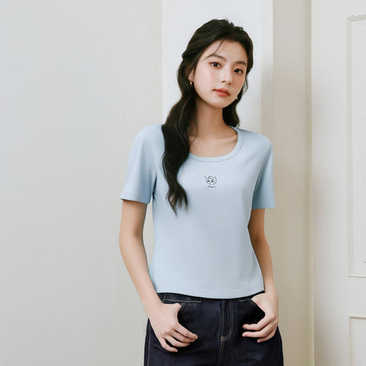 【商场同款】诗凡黎【萌宠系列】诗凡黎蓝色U领正肩T恤2025夏新款薄款上衣3G4600641 商品图0