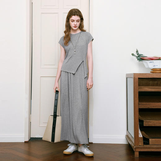 【商场同款】诗凡黎诗凡黎时尚针织长裙2025夏新款百搭半身裙3G5240711 商品图1