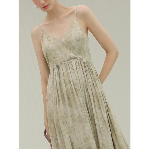 COCOBELLA侘寂风炒色印花连衣裙女松弛国风大摆吊带裙FR3078 商品图1