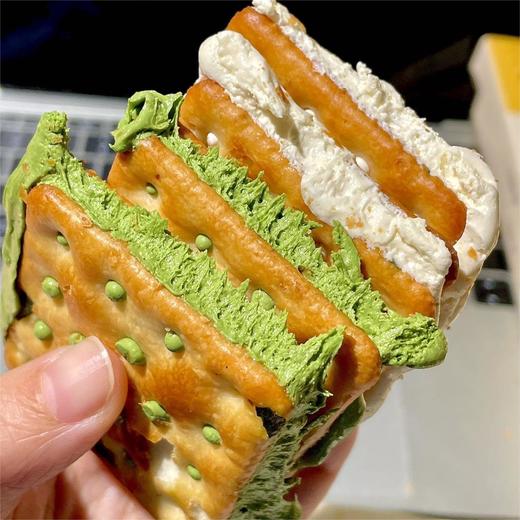 手撕牛轧饼 | 咸香饼干“天花板”，传统手工制作 ! 饼皮葱香酥脆，牛轧绵软拉丝，一口满足 ! 商品图6