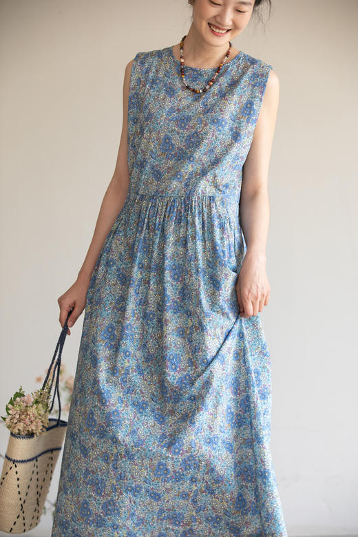 牧衣游原创 夏花印花纯棉连衣裙宽松文艺碎花无袖长裙 空山流水 商品图5