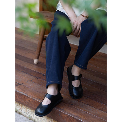 牧衣游 文艺复古平底舒适百搭单鞋 云天【不支持会员折】 商品图1