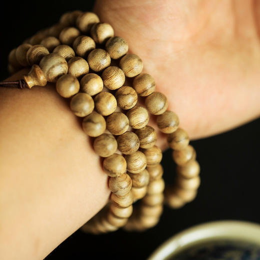 【青山特惠】9mm108颗 马泥涝 花珠 天然沉香手串  约25.2g C00086 商品图6