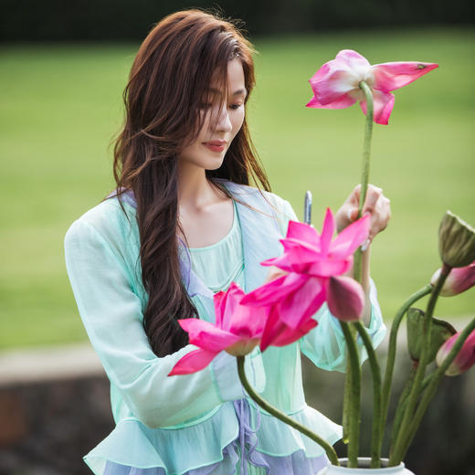 【林栖设计小店】【林栖推荐】2025夏季新品紫绿色拼真丝开衫外套女N1953122 商品图1