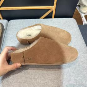 2楼UGG卡皮巴拉小土豆毛拖吊牌价1099