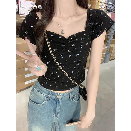 西遇S黑色桃心领T恤女夏季新款早秋短款短袖小个子法式上衣SS140112 商品图1