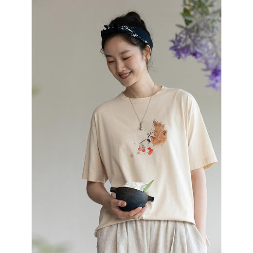 牧衣游原创印花纯棉T恤舒适亲肤文艺圆领简约百搭宽松短袖 晓来风 商品图3