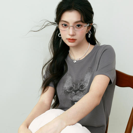 【商场同款】诗凡黎【萌宠系列】诗凡黎莱赛尔短袖针织衫2025夏猫咪小上衣3G4630881 商品图4