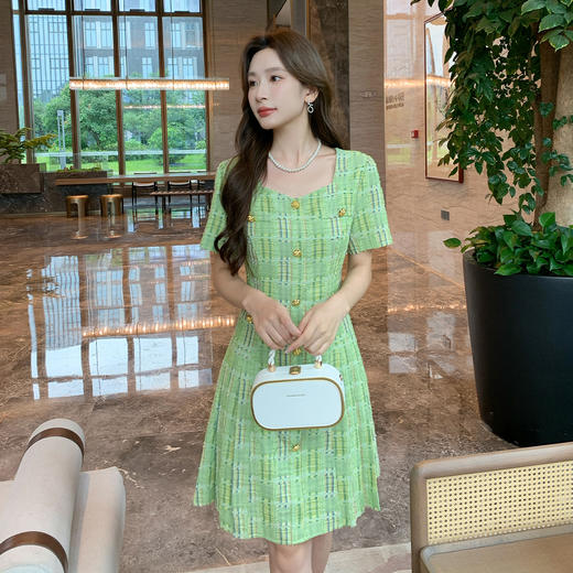奢姿大码女装2025年夏季新款时尚复古方领格纹短袖百褶连衣裙子9952869830 商品图1