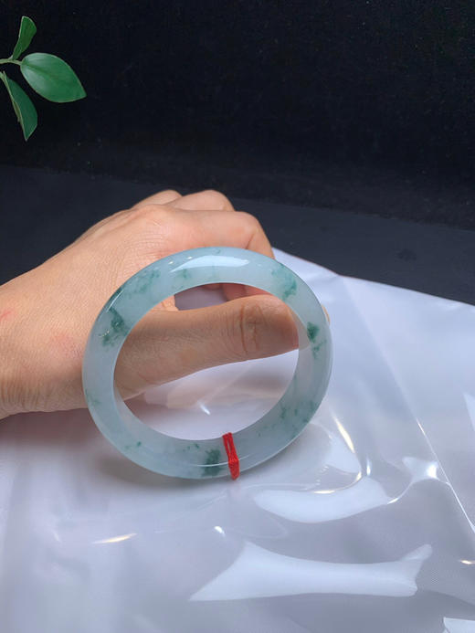 620316，58.2飘花手镯，版型好，整圈飘清新花色， 干净清爽 商品图5