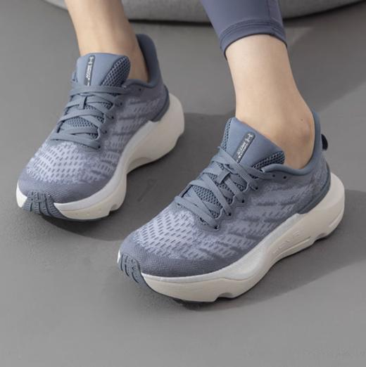 【好物超值】安德玛女子UA INFINITE PRO BREEZE韧系列·轻跑版跑鞋3027197-100 商品图0