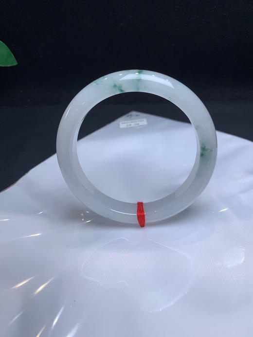 620317，59.2飘花手镯，清新白底。飘一截蓝花，润润的，干净清爽 商品图3