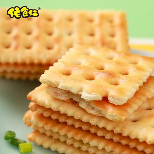 【佬食仁香葱苏打饼干】传统工艺慢火烘培 精选新鲜葱段榨汁加入 一份2箱 性价比超高 商品图8