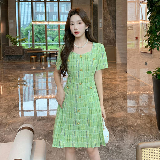奢姿大码女装2025年夏季新款时尚复古方领格纹短袖百褶连衣裙子9952869830 商品图0
