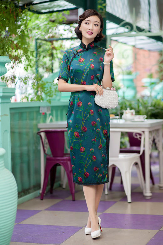 逸红颜【玉竹】软滑滑的真丝气质绿色旗袍 商品图8