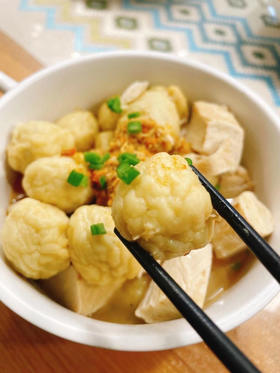 【非遗➕央视推荐❤️】溱湖48年老店美食—-璕锦百年鱼丸，泰州特色溱湖八鲜璕锦鱼丸，一袋约17颗✅0添加香精防腐剂