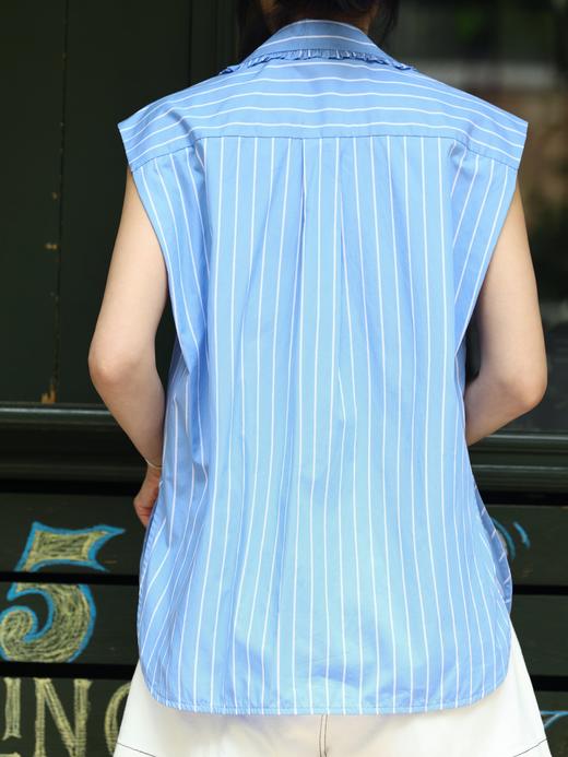 TYNVIE 蓝色条纹荷叶边领无袖棉质长衬衫 商品图12