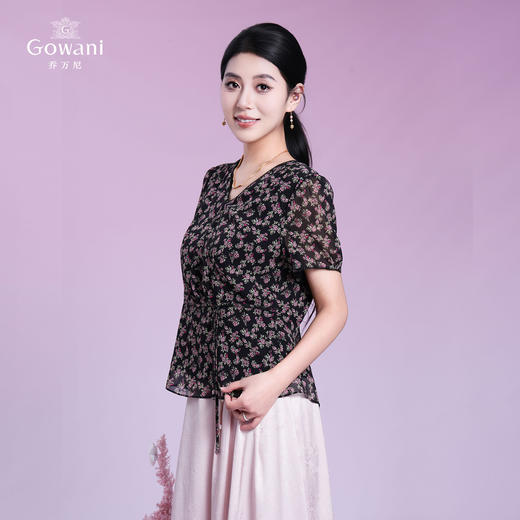 乔万尼新品100%真丝浪漫小碎花收腰短袖上衣ED2C559 商品图1