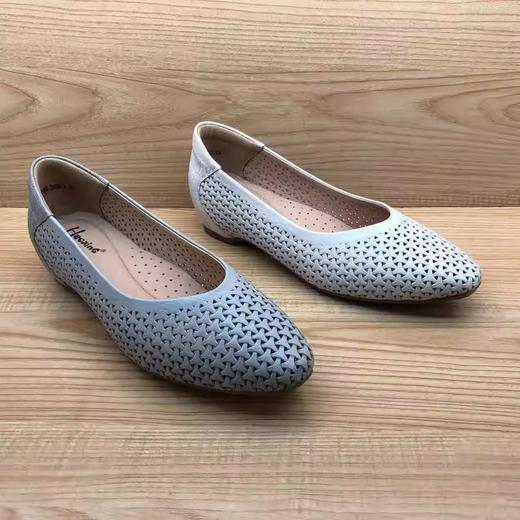 豪行2024年夏季新品时尚休闲真皮镂空浅口女单鞋24267589 商品图2