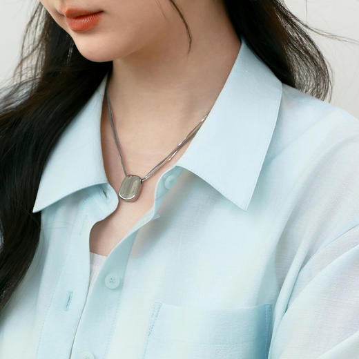 【商场同款】诗凡黎诗凡黎醋纤气质衬衫2025夏新款长袖上衣3G4520641 商品图3