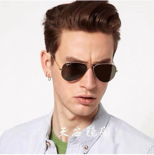 雷朋经典款太阳镜。 商品图10