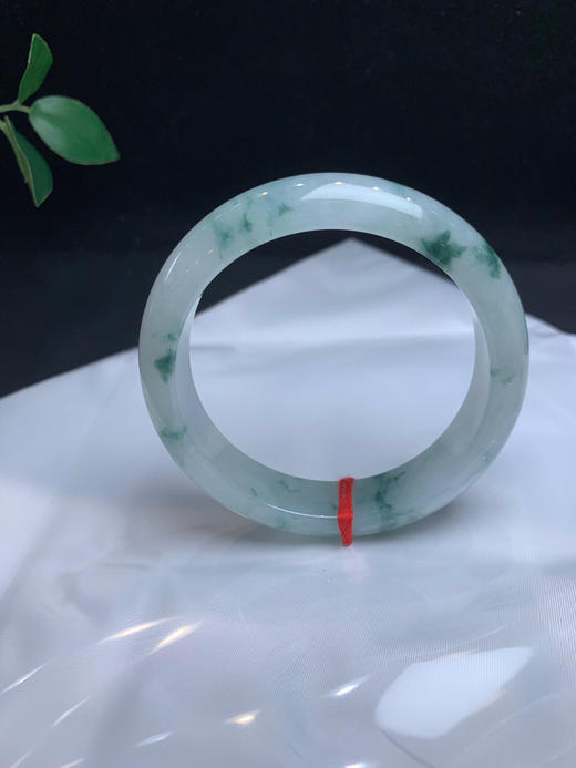 620316，58.2飘花手镯，版型好，整圈飘清新花色， 干净清爽 商品图2