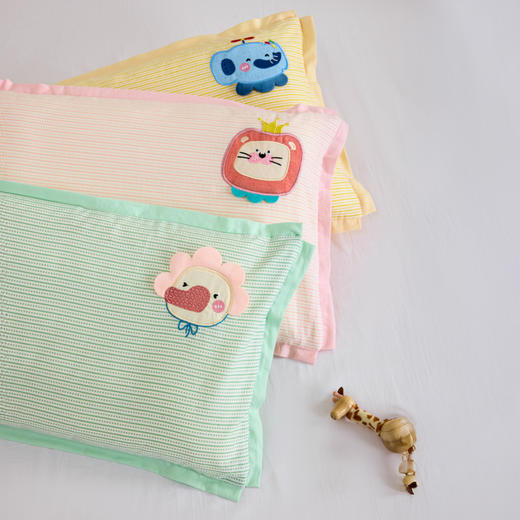 自然醒全棉萌趣决明子儿童枕（赠手提礼袋）3到6岁幼儿园宝宝小枕头学生护颈椎枕芯四季通用XK 商品图2