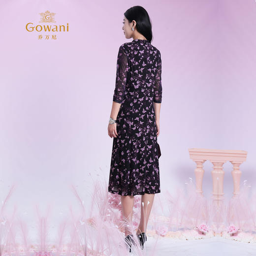 乔万尼新品绛绡蝶影图浪漫印花V领连衣裙ED2E523 商品图4