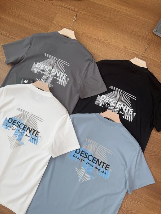 点此购买 迪桑特夏季男士日常通勤短袖T恤 jj 322673 商品图6