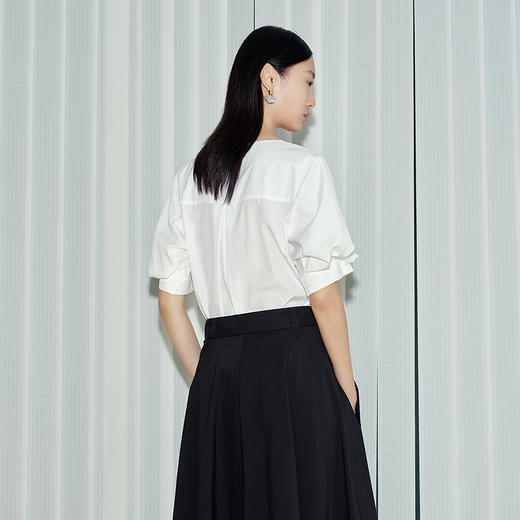 NEELLY纳俪商场同款夏季新款宽松设计感五分袖衬衫女简约气质上衣N25071R01008 商品图1