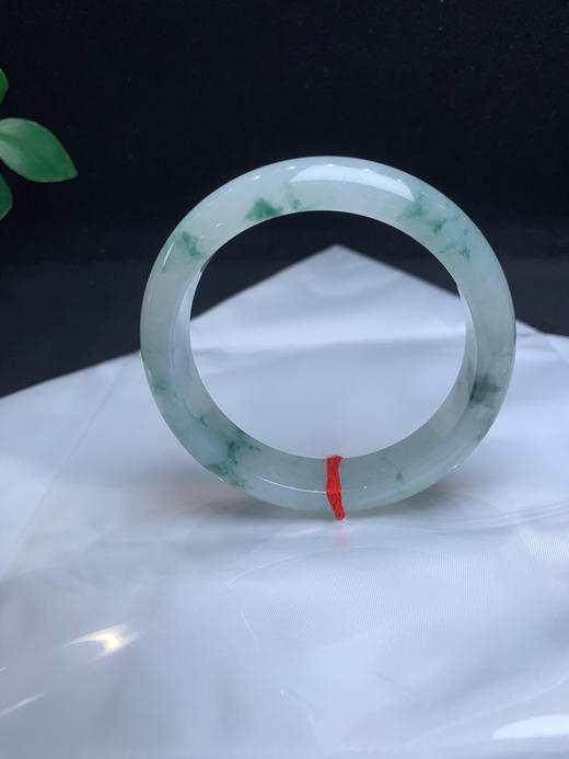 620316，58.2飘花手镯，版型好，整圈飘清新花色， 干净清爽 商品图1