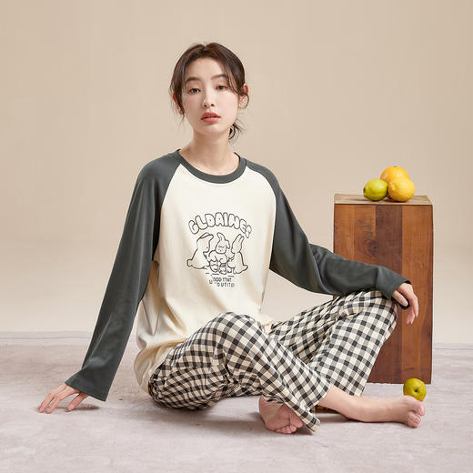 康妮雅女士长袖长裤套头套装 商品图0