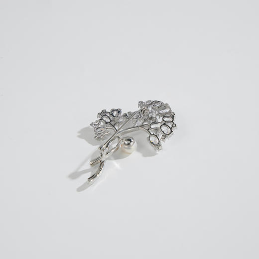 礼兰 气质淡水珍珠银杏叶简约胸针7-8mm 商品图2