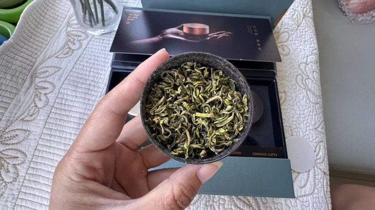 黄金芽茶叶贵不贵怎么看出来