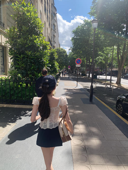 金蘑菇菇 Atelier奥赛博物馆 花样蕾丝套组/甜美精致泡泡袖短上衣 商品图9