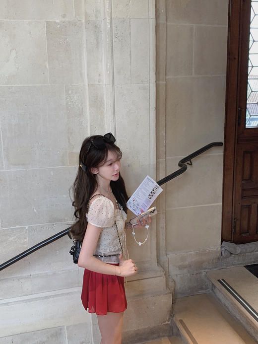 金蘑菇菇 Atelier奥赛博物馆 花样蕾丝套组/甜美精致泡泡袖短上衣 商品图3