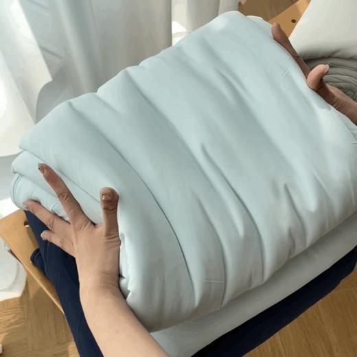 【分销】深睡眠双面夏凉被  专研透气芯体填充物，怕热盖A面/怕冷盖B面，脏了直接丢进洗衣机，超方便 商品图0